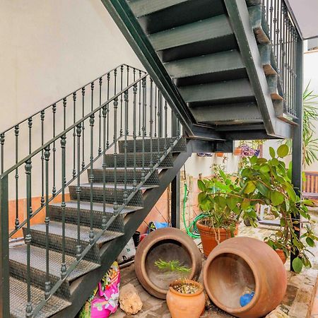 Loft En Triana Apartment Sevilla Bagian luar foto
